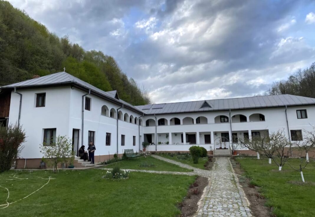 Mănăstirea din Târgu-Logrești