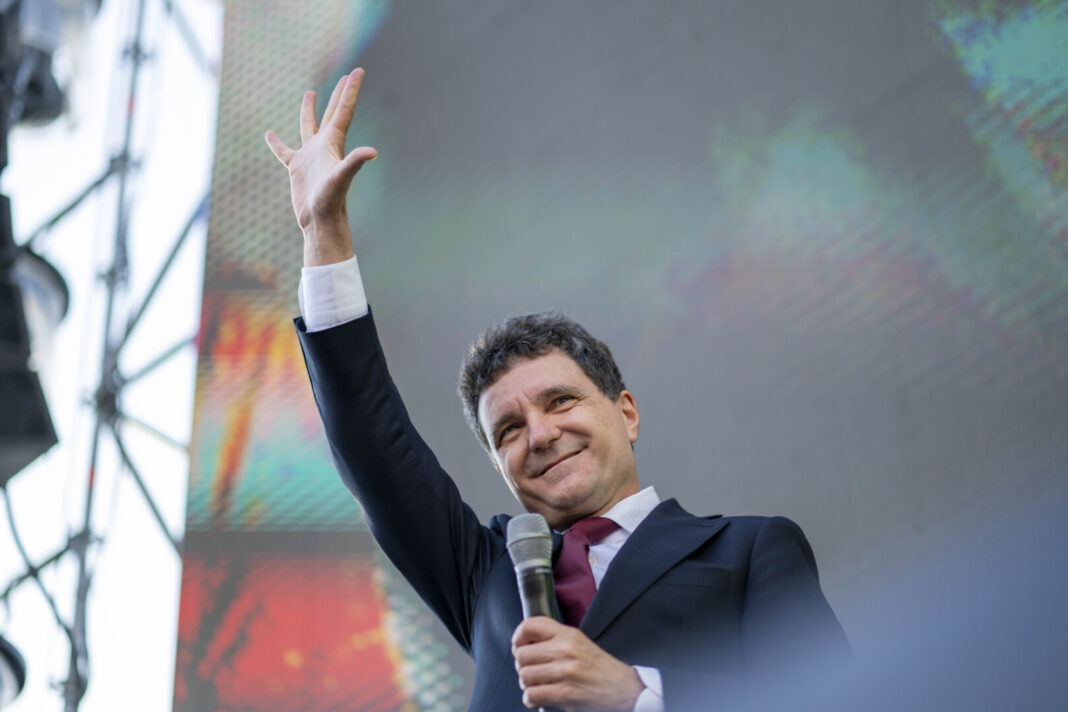 Nicuşor Dan: Avem nevoie să proiectăm speranţă, avem nevoie de o Românie unită (Inquam Photos / Vlad Bereholschi)