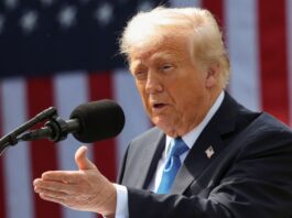 Trump, din Biroul Oval, a prezentat apelul ca pe o oportunitate decisivă de a încheia „baia de sânge” din Ucraina