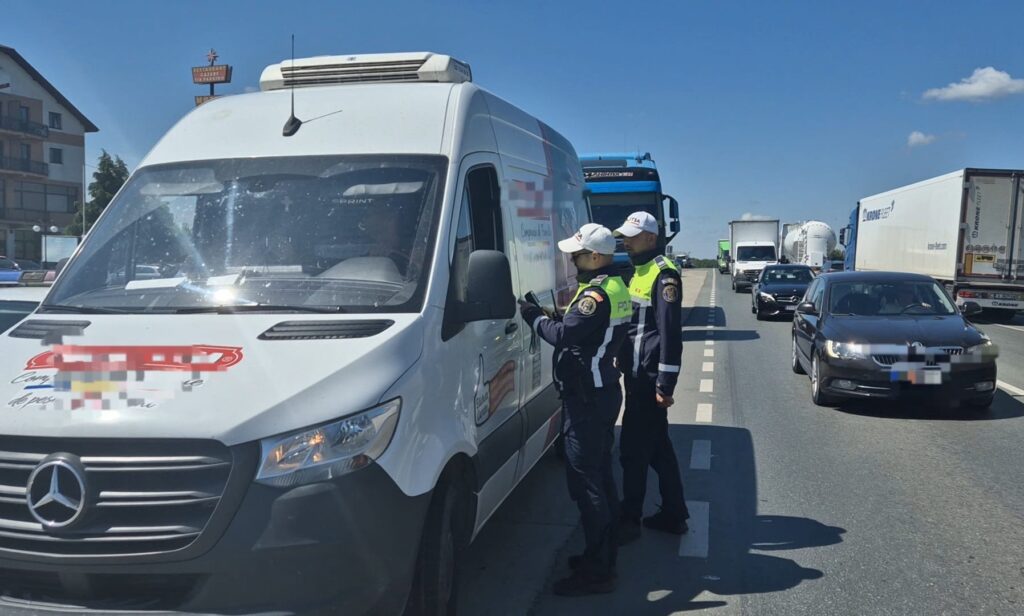 (VIDEO) Dolj: Peste 160 de sancțiuni aplicate transportatorilor