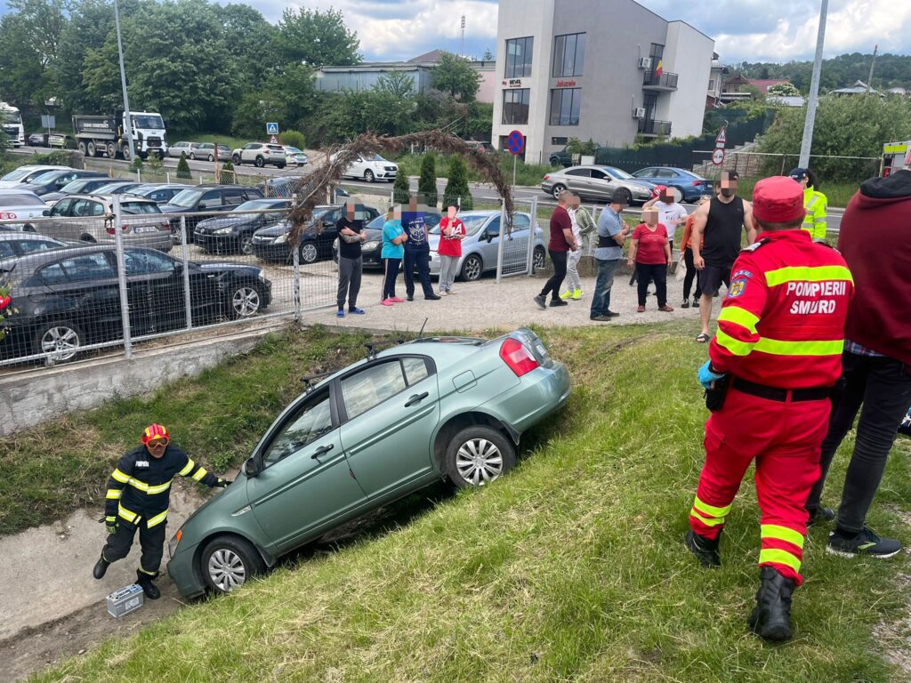Vâlcea: Un bărbat de 75 de ani a murit la volan
