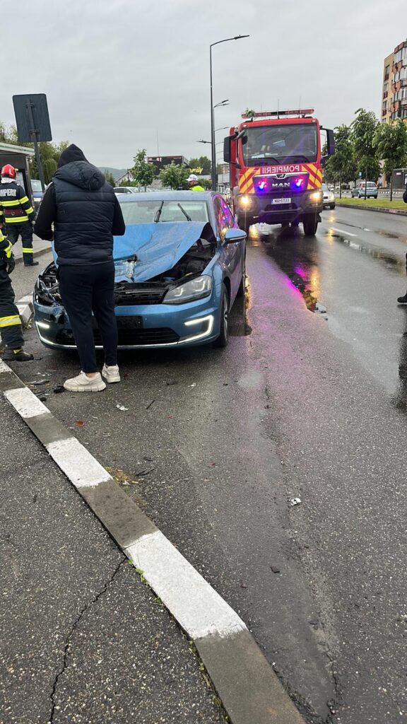 Accident rutier cu un rănit în Râmnicu Vâlcea