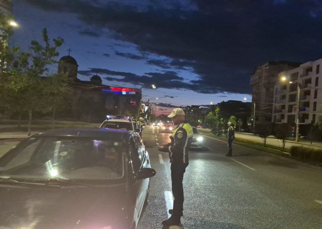 Depistați în timp ce conduceau autovehicule fără a poseda permis de conducere