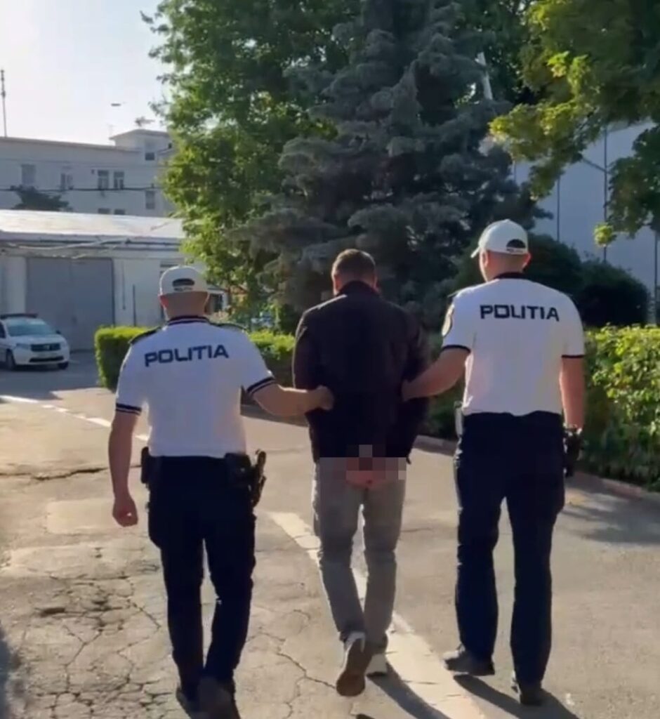  Șofer fără permis reținut după ce a provocat un accident și a plecat de la fața locului