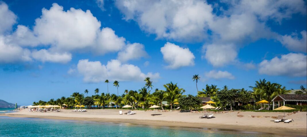 13 cadavre în descompunere găsite într-o barcă aflată în derivă în Caraibe