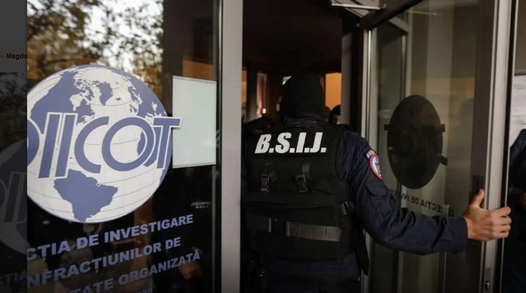 Bărbatul care a ameninţat cu moartea procurorii DIICOT din Craiova, condamnat pentru ultraj