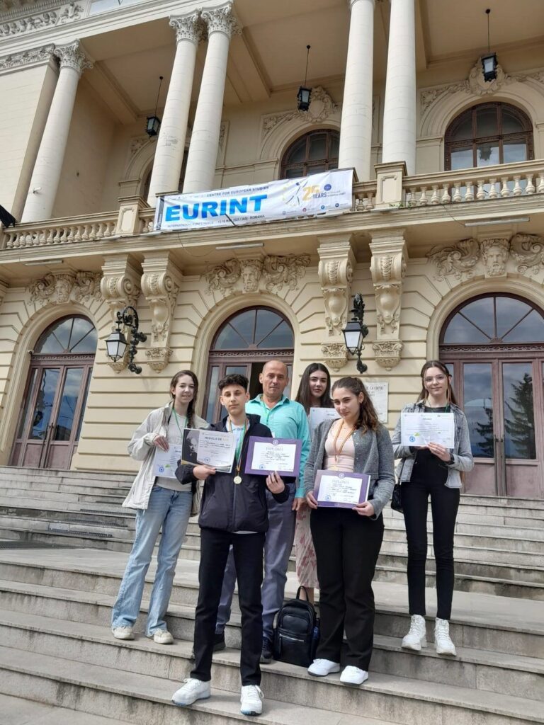 Elevi din Gorj, premiați la etapa națională a Concursului de Matematică Aplicată „Adolf Haimovici“