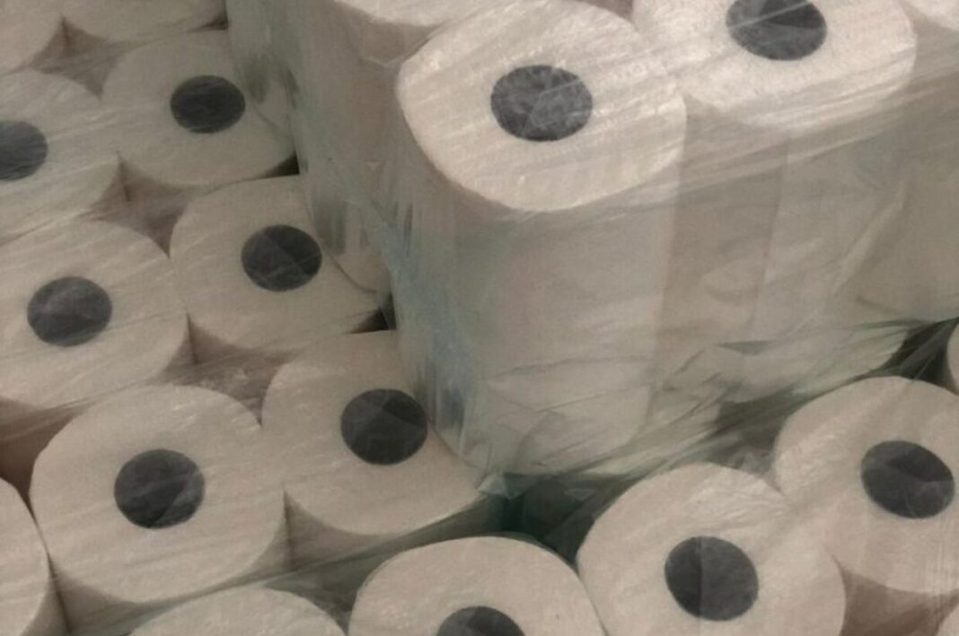 Camera Deputaților cumpără hârtie igienică și prosoape de hârtie de 360.000 de lei