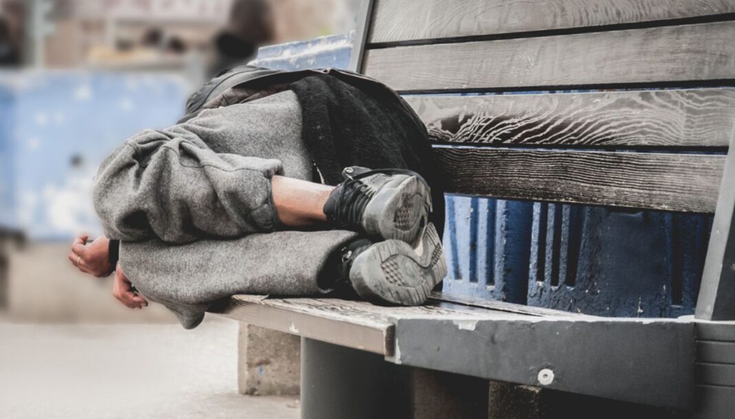 Un italian arestat la domiciliu a fugit de acasă de răul nevestei