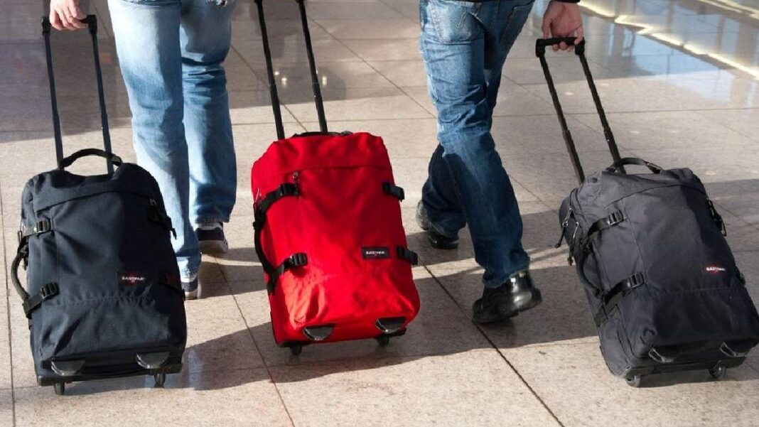 MAE: Atenționare de călătorie pentru românii care merg în Grecia