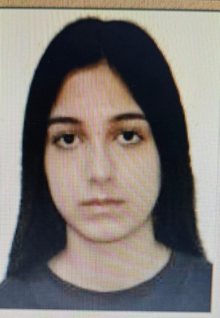 Poliţiştii din Olt caută o minoră în vârstă de 13 ani, din Slatina