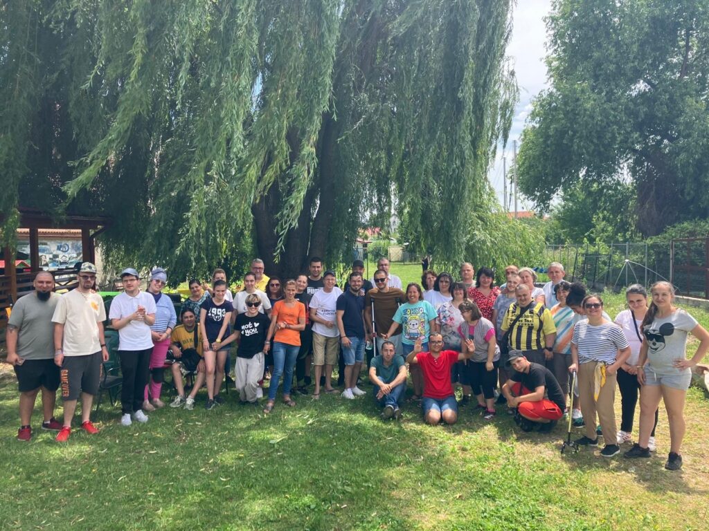 Finanțare Asigurată pentru Proiectul de Incluziune prin Sport Împreună în Mișcare din Târgu Jiu prin Programul Raiffeisen Comunități