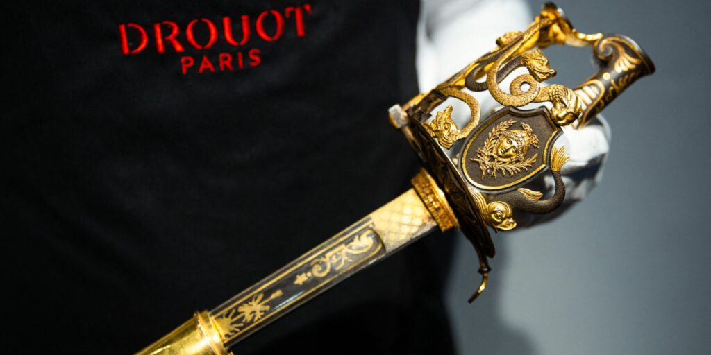 Sabie deținută de Napoleon vândută pentru 4,66 milioane de euro la licitație în Paris
