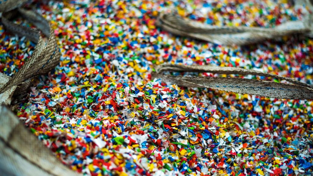 Impactul Microplasticelor asupra Celulelor Imunitare Vitale din Plămâni