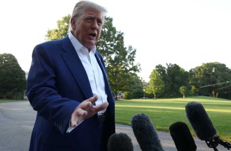 Trump consideră interpretabil articolul 5 al tratatului NATO privind apărarea colectivă