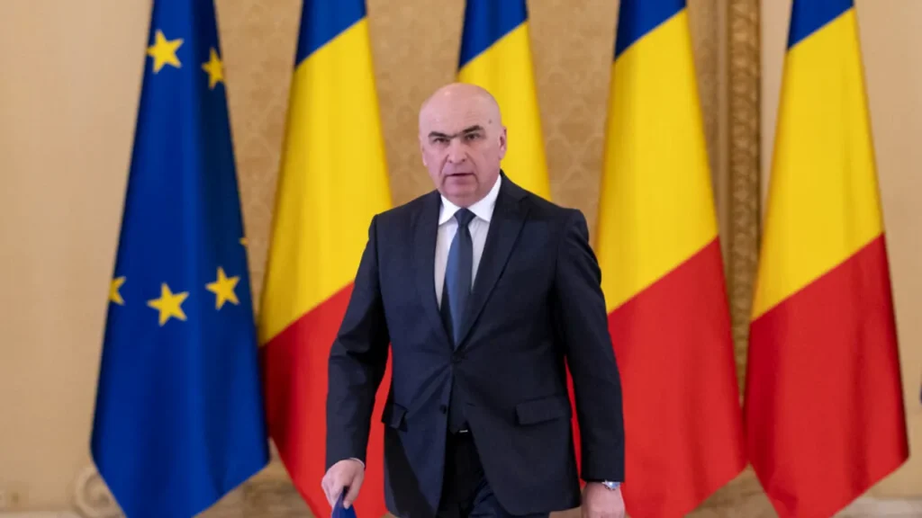 Bolojan, de Ziua Drapelului Naţional: România va reuşi dacă rămânem uniţi
