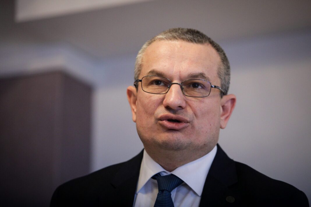 UDMR-istul Csaba Asztalos, votat judecător al Curţii Constituţionale