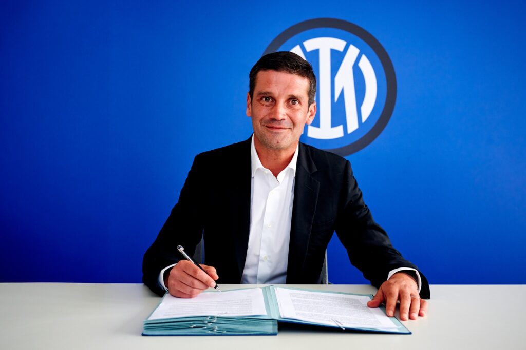 Gata, e oficial! Cristi Chivu este noul antrenor al lui Inter Milano