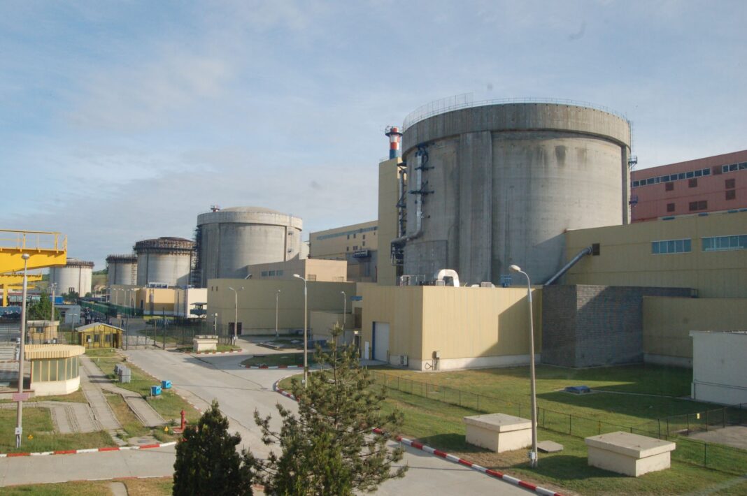 Degajare de fum la centrala nucleară de la Cernavodă