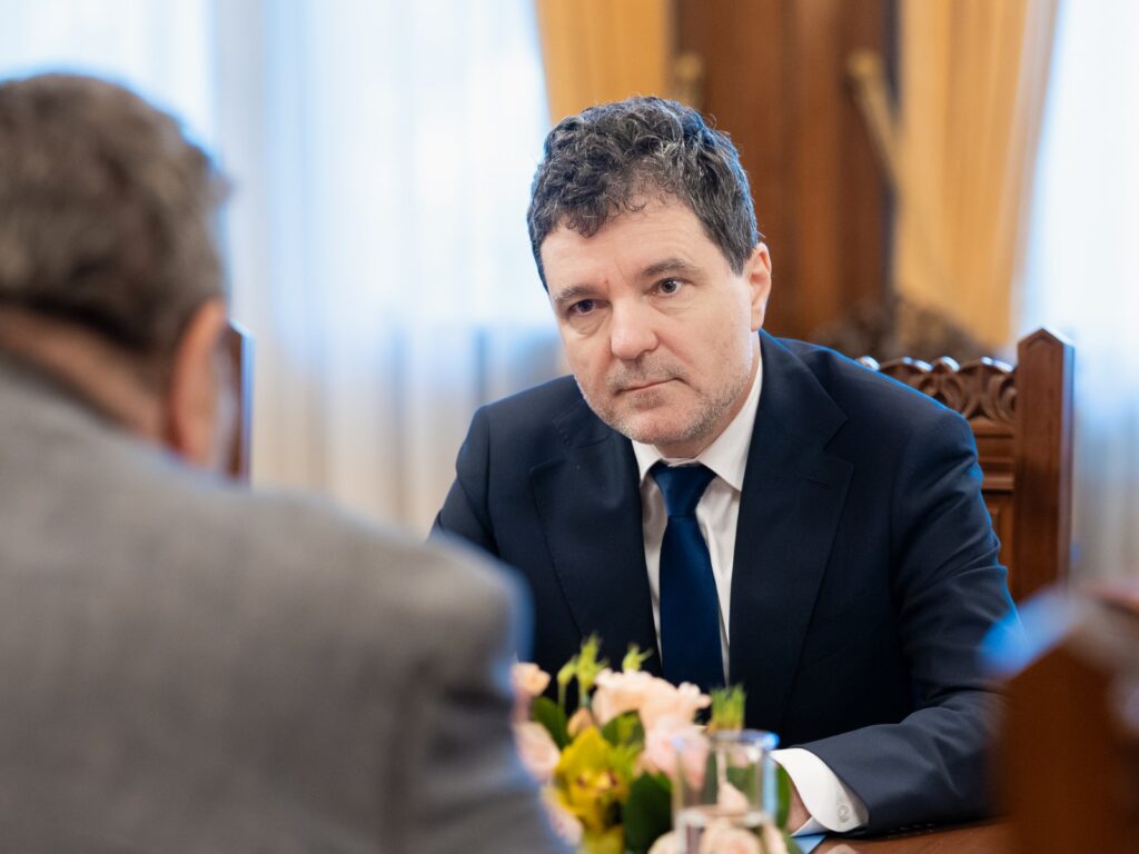 Preşedintele Nicuşor Dan cheamă partidele la consultări pentru desemnarea premierului