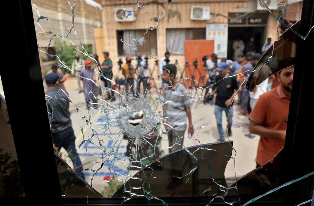 (VIDEO) Evadare masivă în Pakistan: Peste 200 de prizonieri au fugit după un cutremur în Karachi