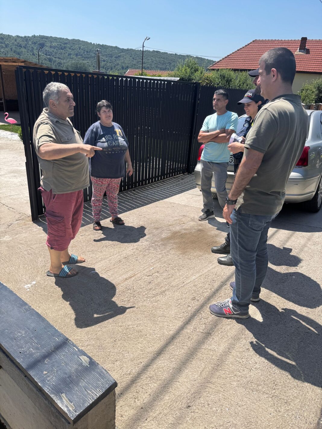 Campanie de informare privind sterilizarea și microciparea câinilor în localitatea Bălănești