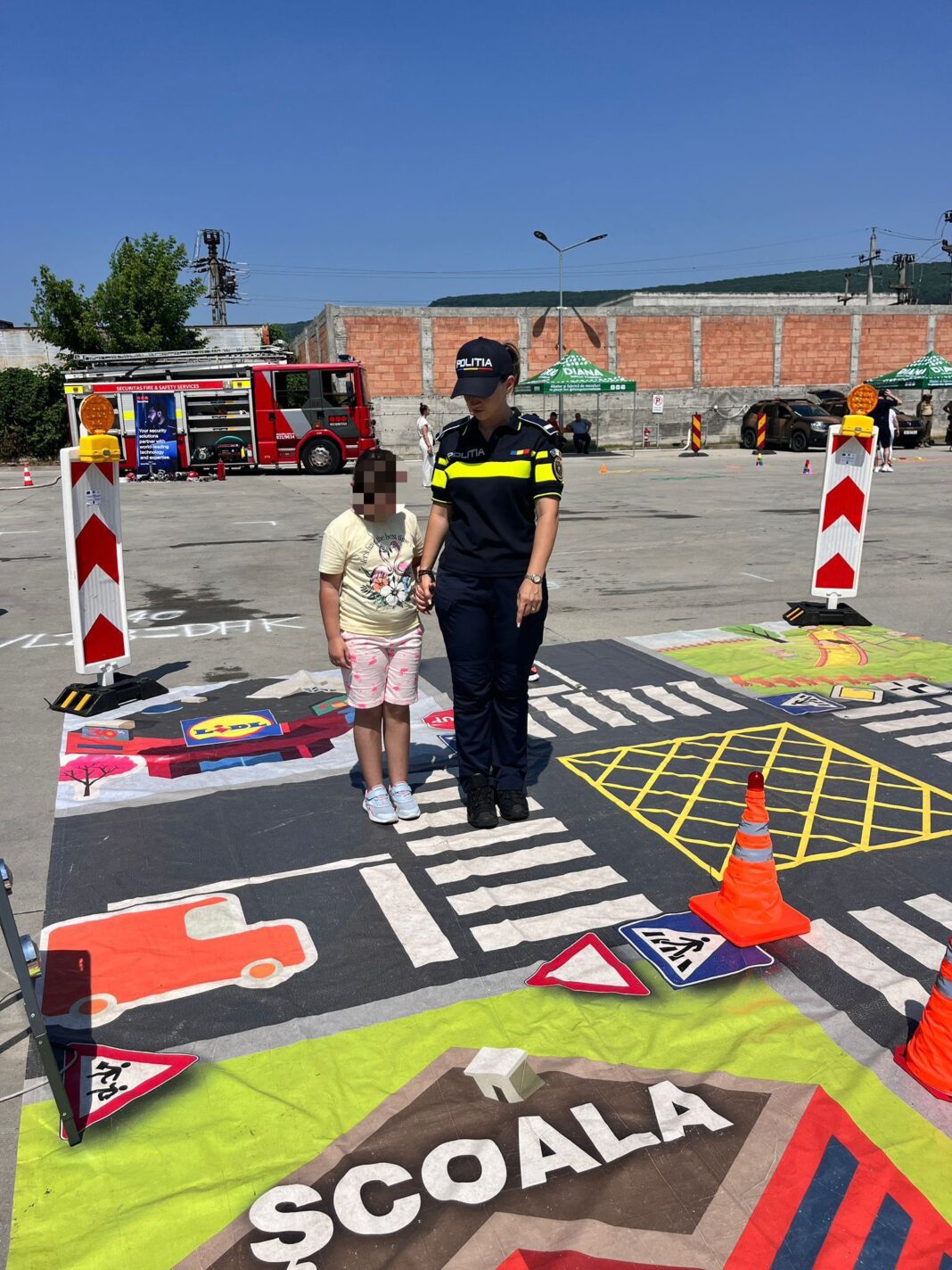 Vâlcea: Polițiști alături de cei mici, pentru un viitor în siguranță rutieră