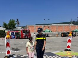 Vâlcea: Polițiști alături de cei mici, pentru un viitor în siguranță rutieră