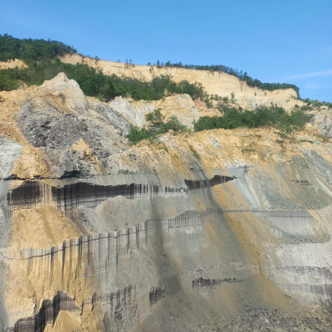 Alunecare de teren la Cariera Tismana, din CEO