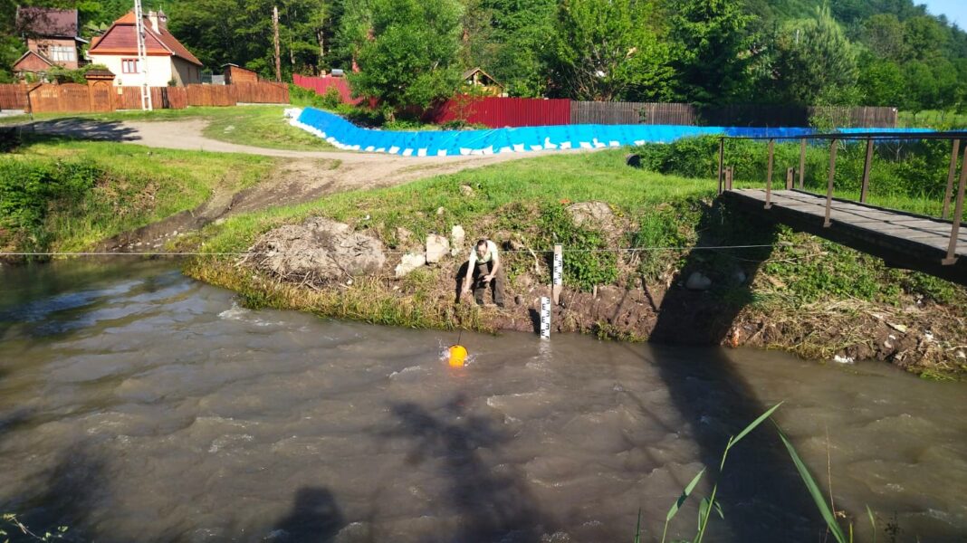 Stare de alertă în 16 localități din județul Mureș: salinitatea râului Târnava Mică a crescut, după ce a fost adusă apă sărată de la Praid