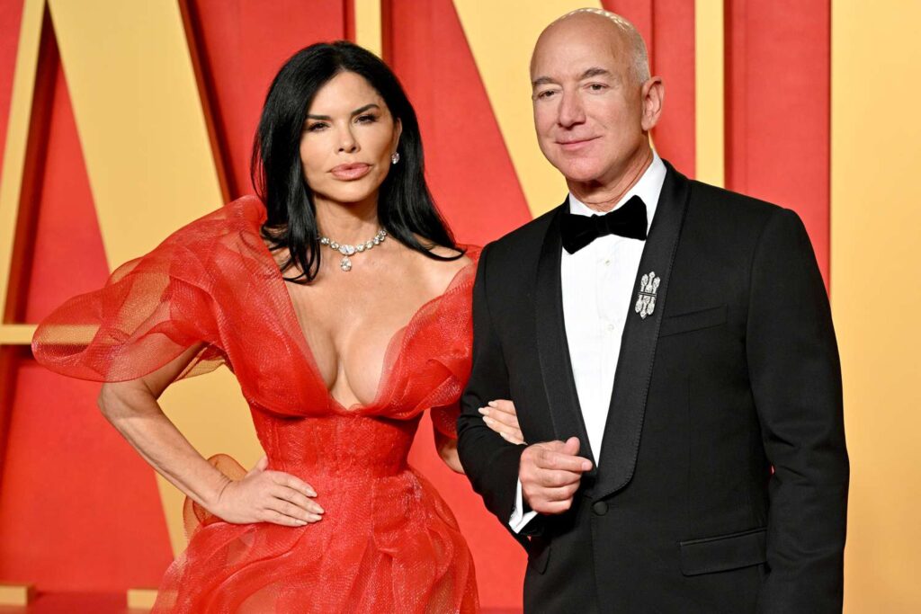 Le face în ciudă! Jeff Bezos şi-a mutat nunta din Veneţia…tot în Veneţia!