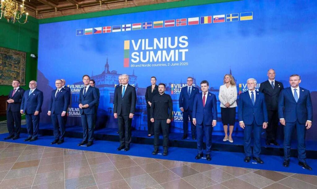 Nicușor Dan Advocat Pentru un NATO Consolidat în Cadrul Summitului B9 de la Vilnius