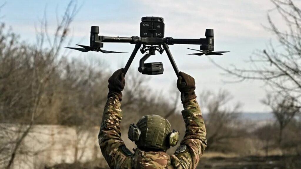 Marea Britanie va furniza de zece ori mai multe drone Ucrainei