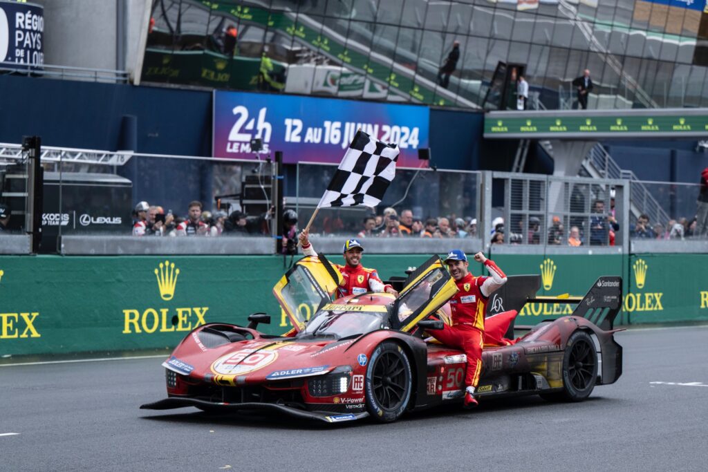 Ferrari, campioană pentru a treia oară consecutiv la cursa de 24h de la Le Mans