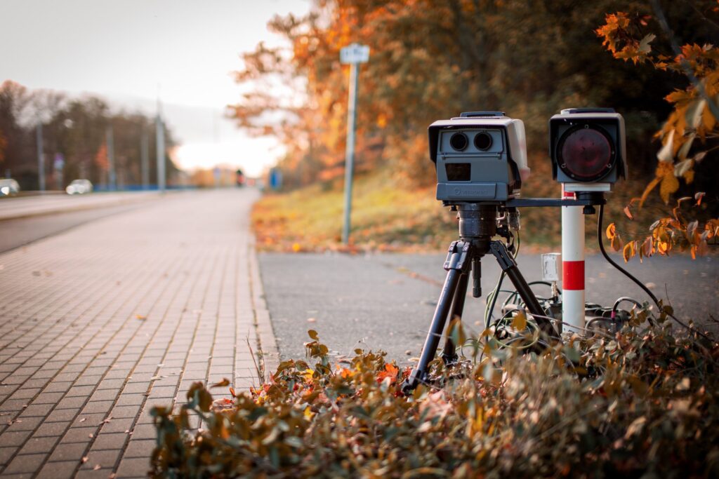 Un italian nu a văzut camera radar timp de şase luni! Acum e nevoit să plătească o amendă record
