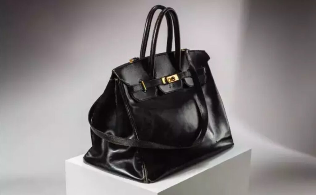 Prima geantă Birkin creată de Hermes va fi scoasă la licitație în luna iulie