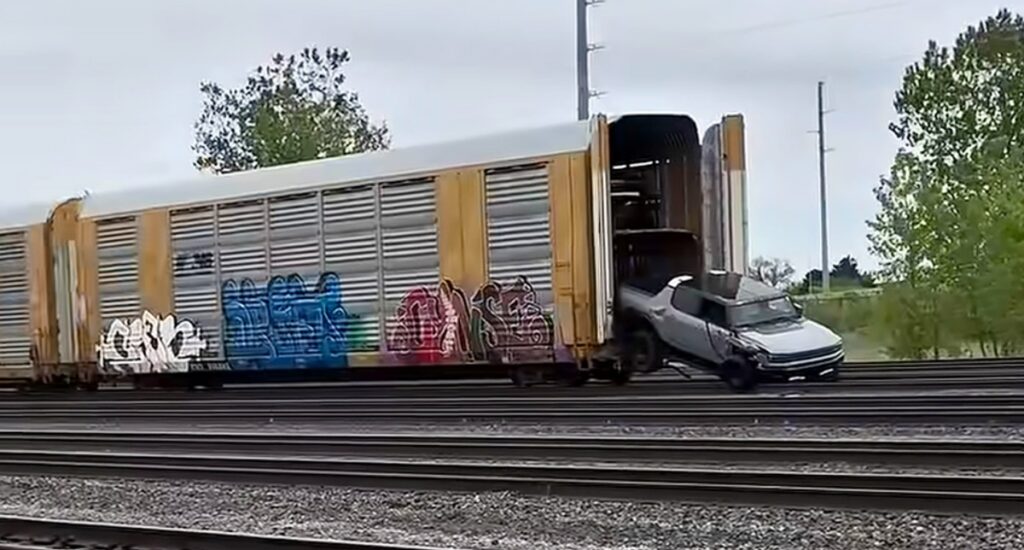  Tentativă de Furt Autovehicule ca în Filme se Soldează cu un Dezastru