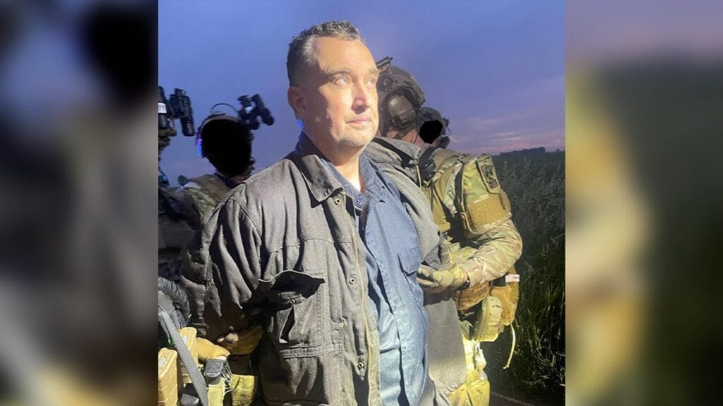 (VIDEO) Bărbatul care a împuşcat doi congresmeni din Minnesota, prins de poliţie