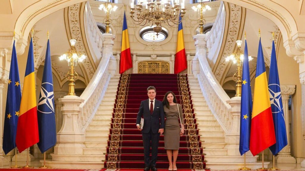 Nicușor Dan a decis: Palatul Cotroceni, deschis permanent publicului!