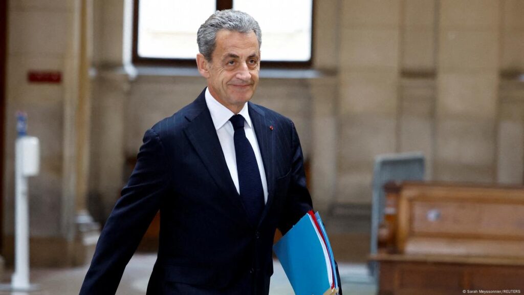 Nicolas Sarkozy, deposedat de Legiunea de Onoare după condamnarea pentru corupție