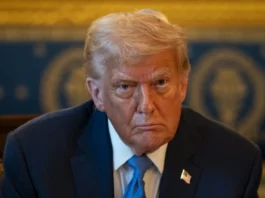 Trump spune că va relua livrările de arme către Ucraina