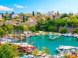 Ce faci în Antalya dacă nu stai toată ziua la plajă?