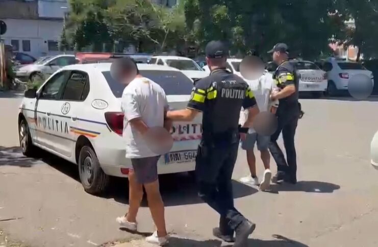 Doi tineri, reținuți după un scandal pe o stradă din Craiova