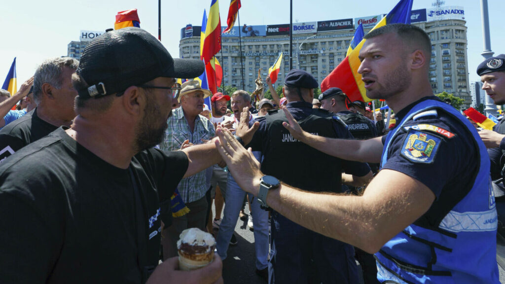 Confruntări cu forţele de ordine, transport neobişnuit de cartofi şi detenţie pentru un individ înarmat cu cuţit