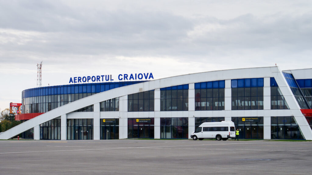 Aeroportul Internațional Craiova,