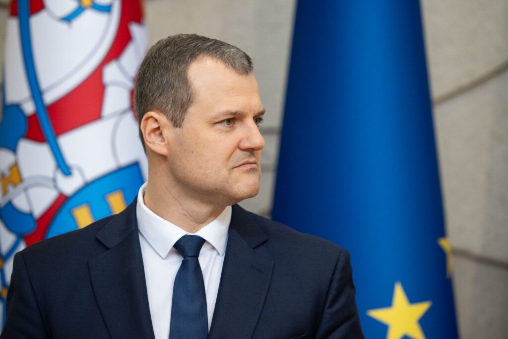 Premierul Lituaniei, Gintautas Paluckas, Își Dă Demisia din Cauza Scandalului de Corupție