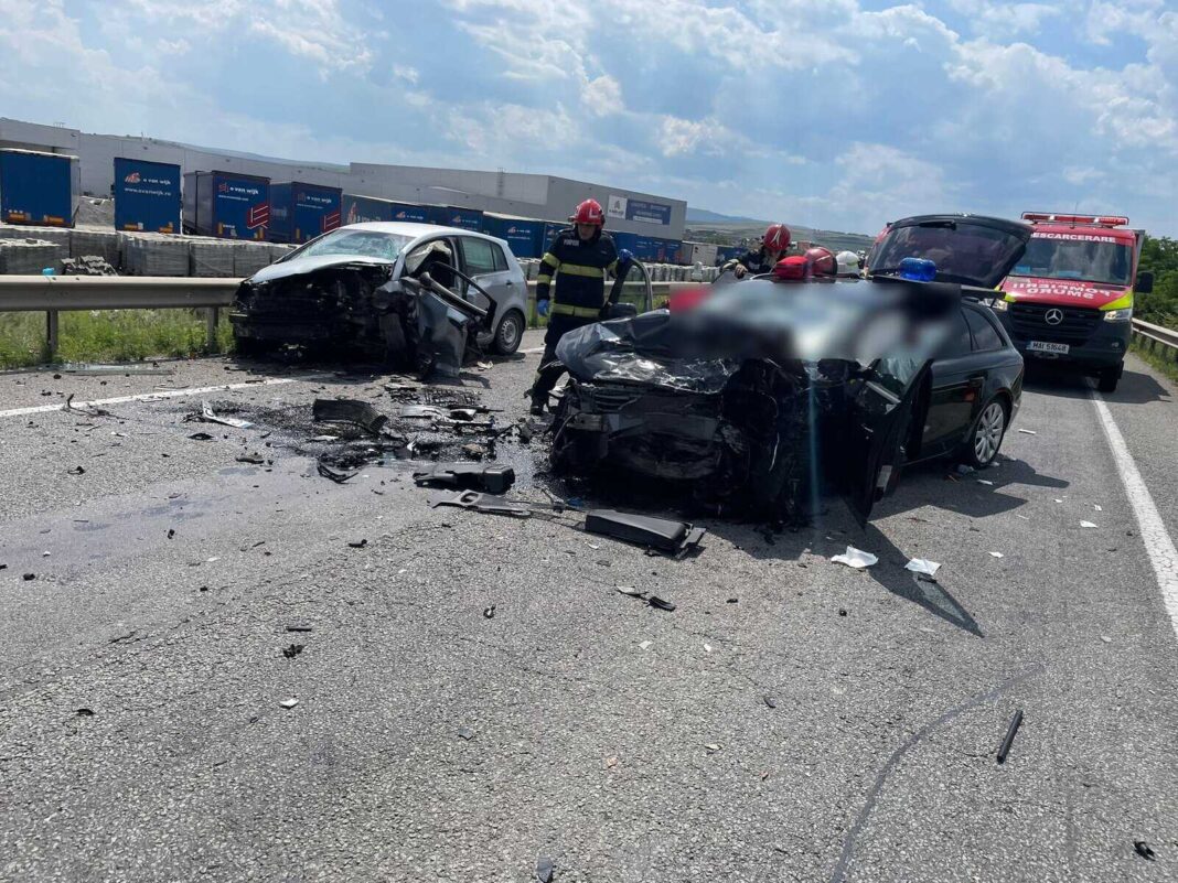 Trei răniți într-un accident provocat de un șofer beat