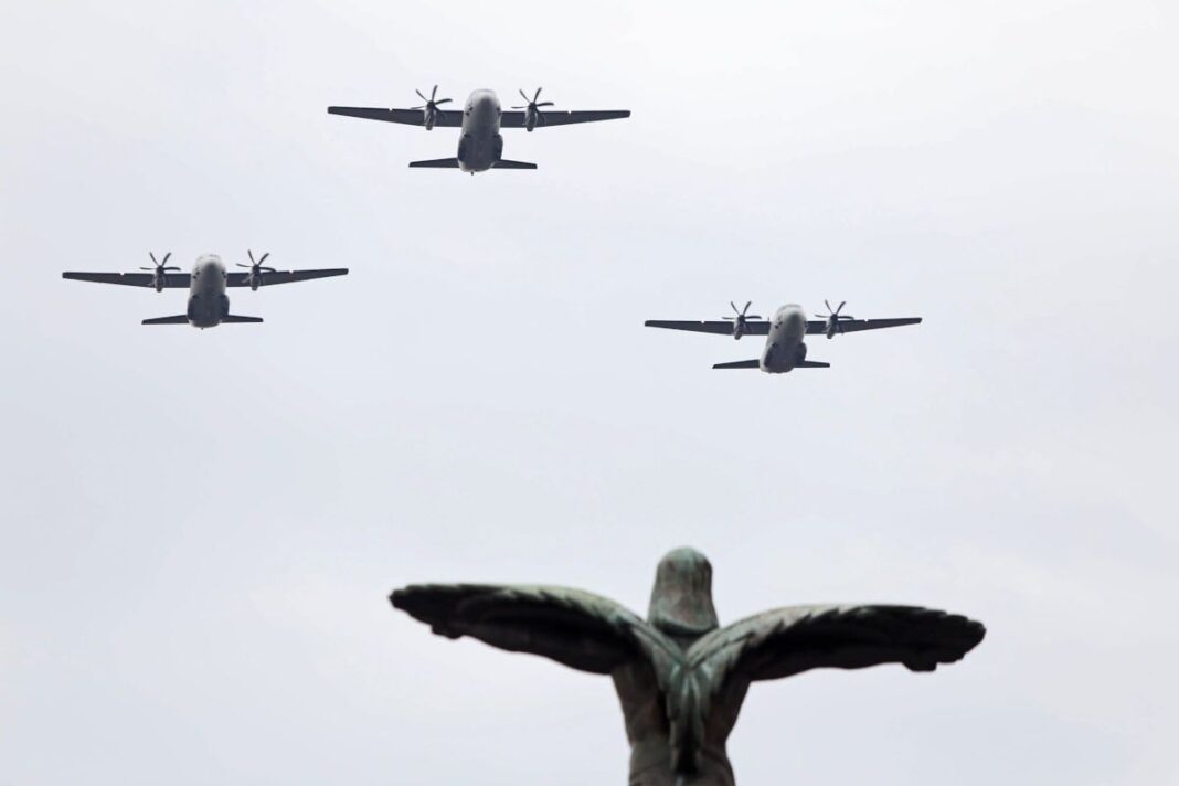 Ceremonie militară și religioasă de Ziua Aviației Române și a Forțelor Aeriene, duminică, în București,