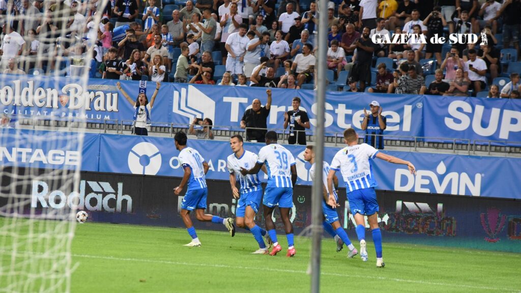 Fotbaliștii Științei, bucuroși după succesul cu U Cluj