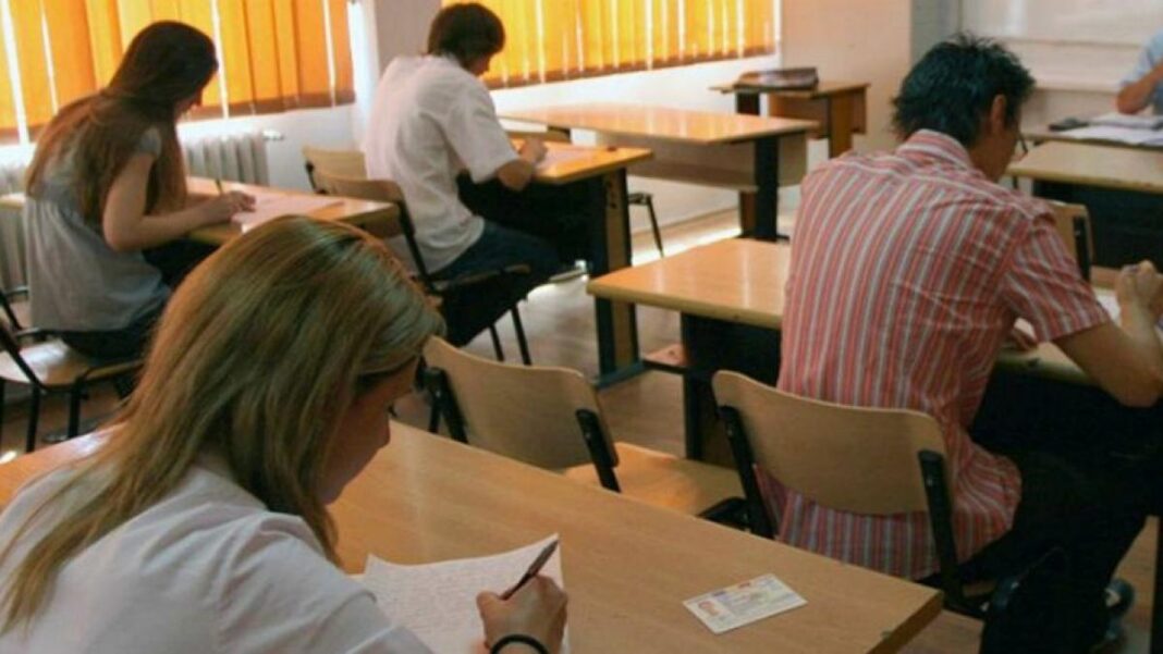 Prezență de 93,2% la proba scrisă a Definitivatului